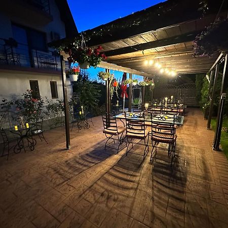 Shamrock Inn Iasi Exterior foto
