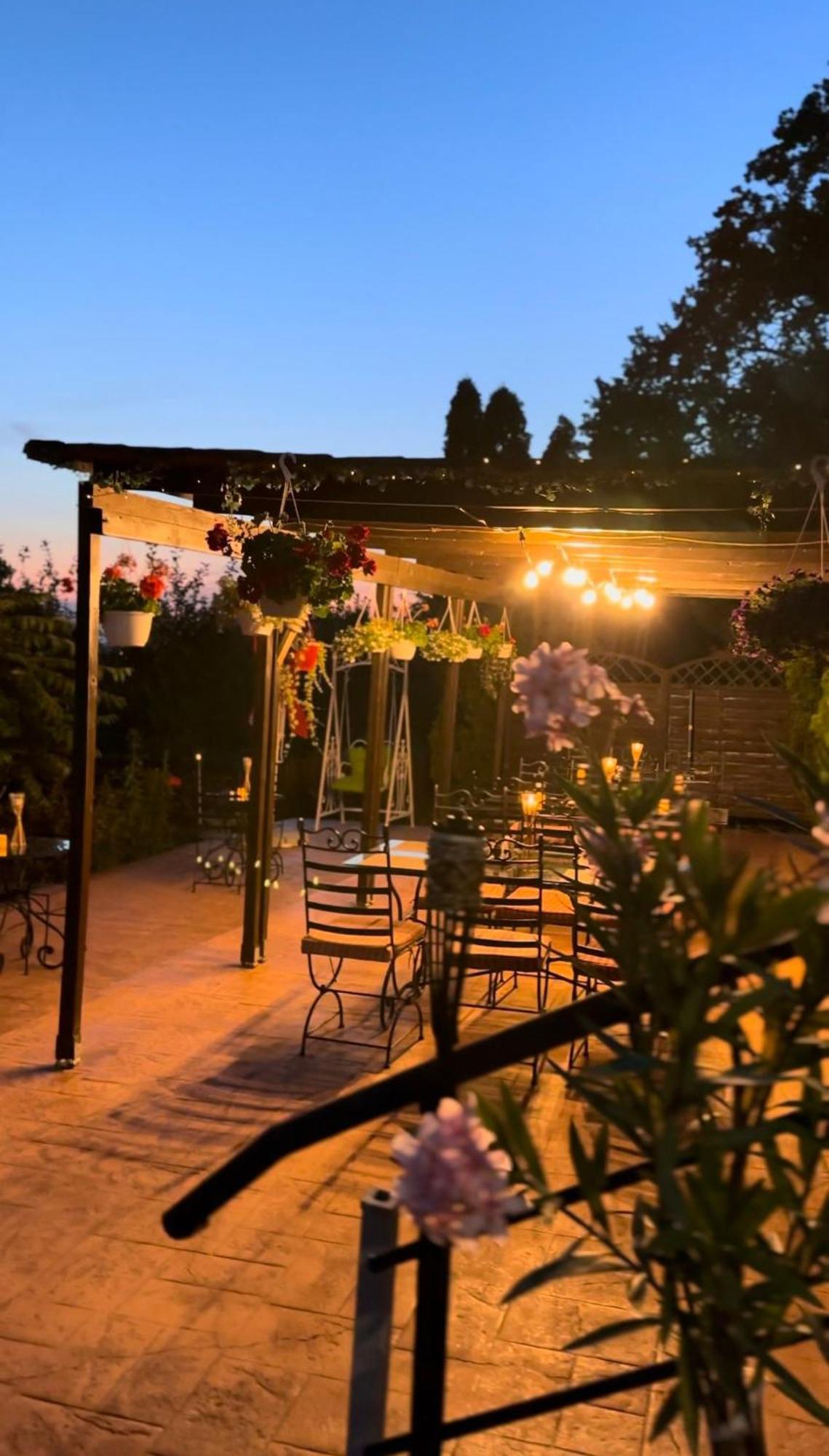 Shamrock Inn Iasi Exterior foto